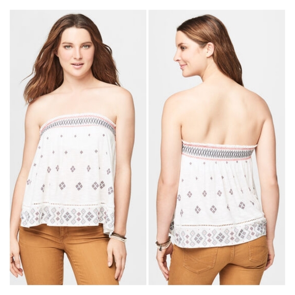 Aeropostal Cape Juby Geometric Shape Top - Picture 2 of 10